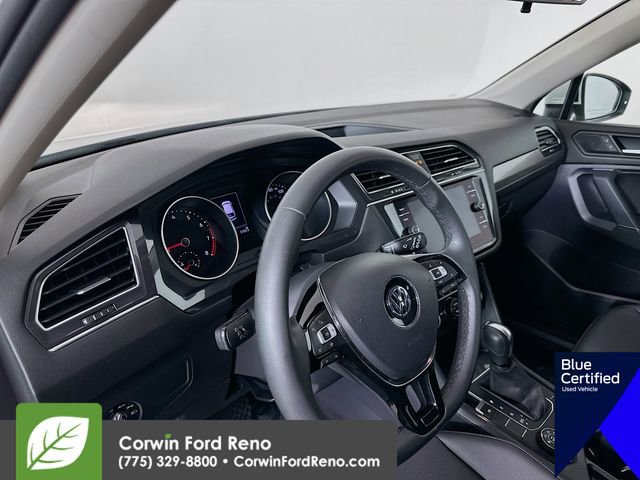 Used 2020 Volkswagen Tiguan SE image 12