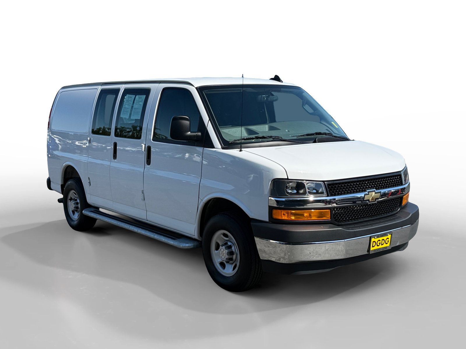 Used 2025 Chevrolet Express 2500 w/ Driver Convenience Package RWD image 7