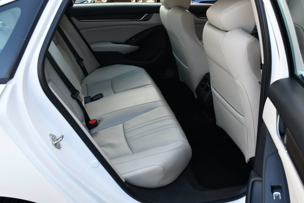 Used 2018 Honda Accord EX-L image 17