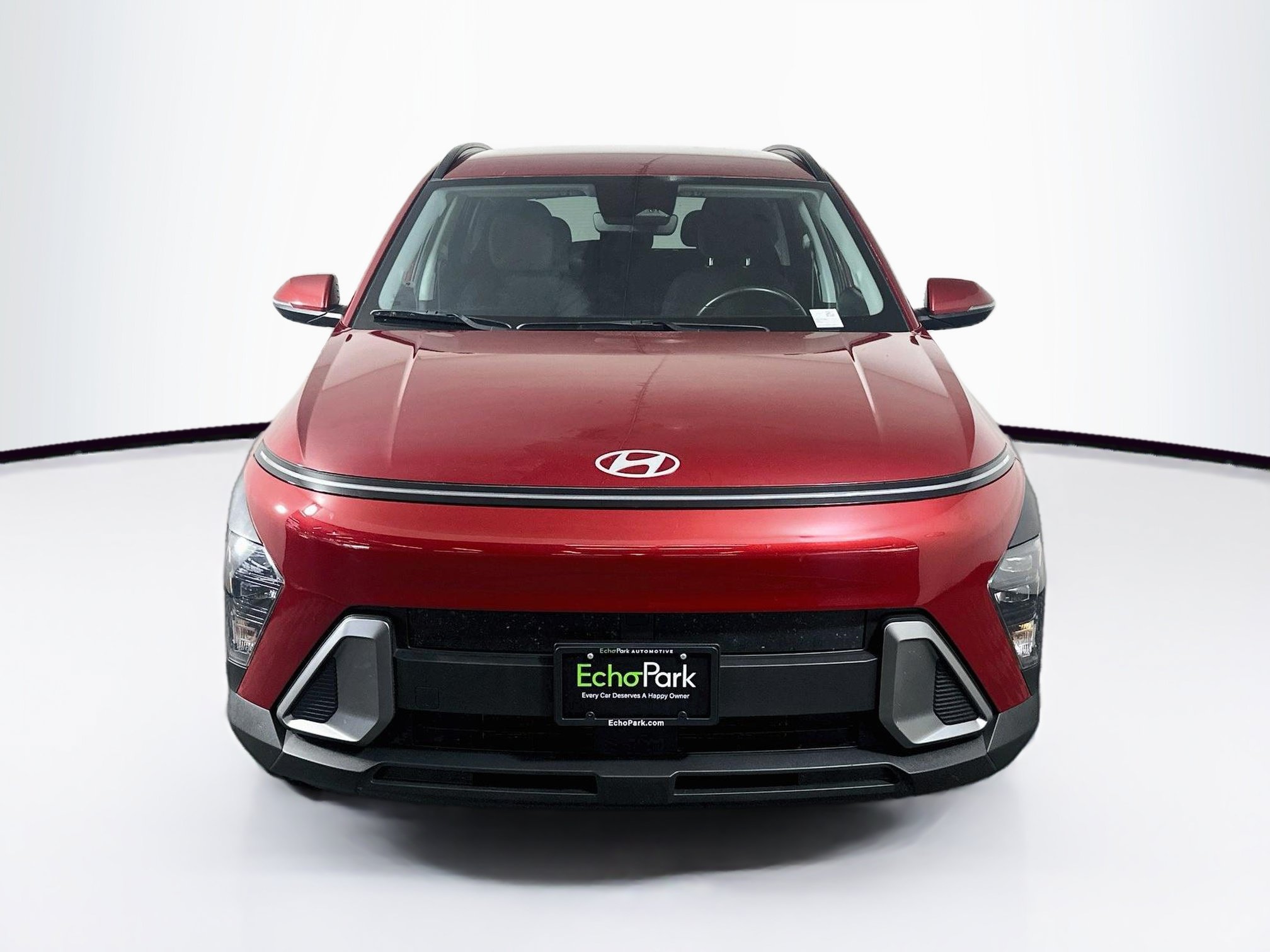 Used 2025 Hyundai Kona SEL FWD image 2