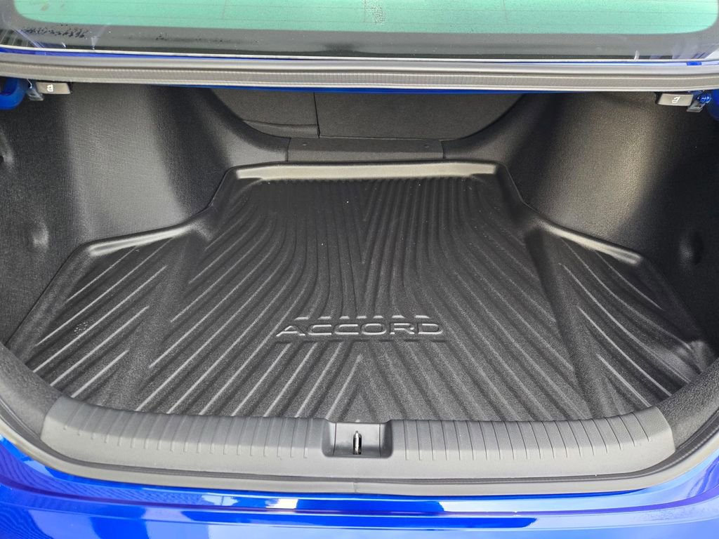 Used 2025 Honda Accord Sport image 27