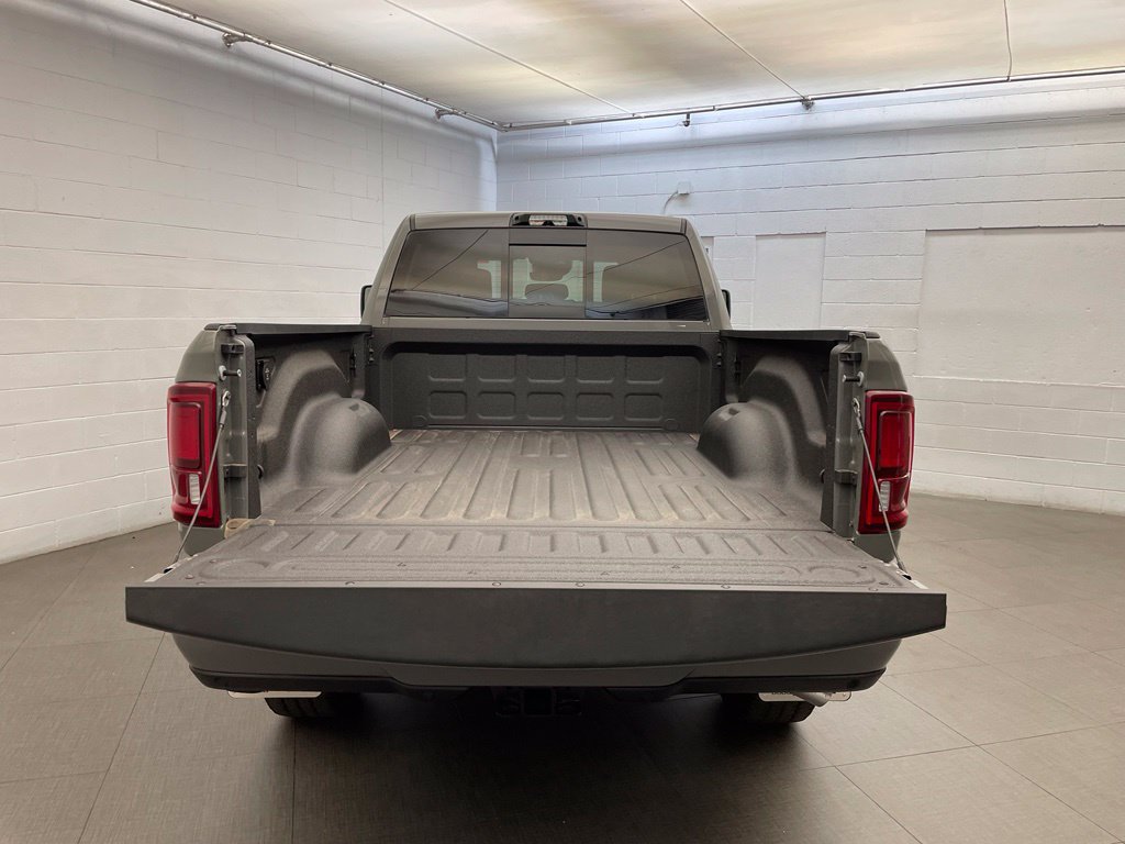 New 2027 RAM 2500 Laramie w/ Night Edition AWD/4WD image 6
