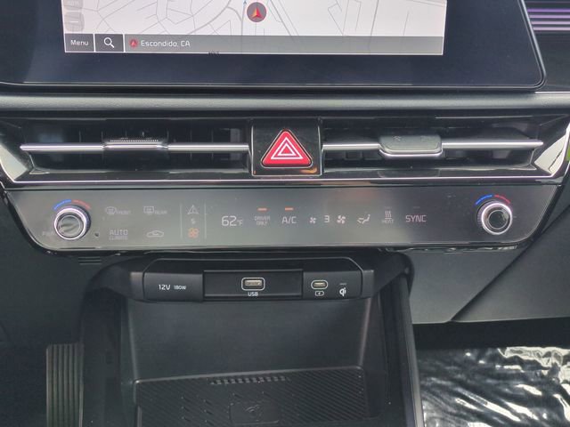 Certified 2024 Kia Niro Wind FWD image 25