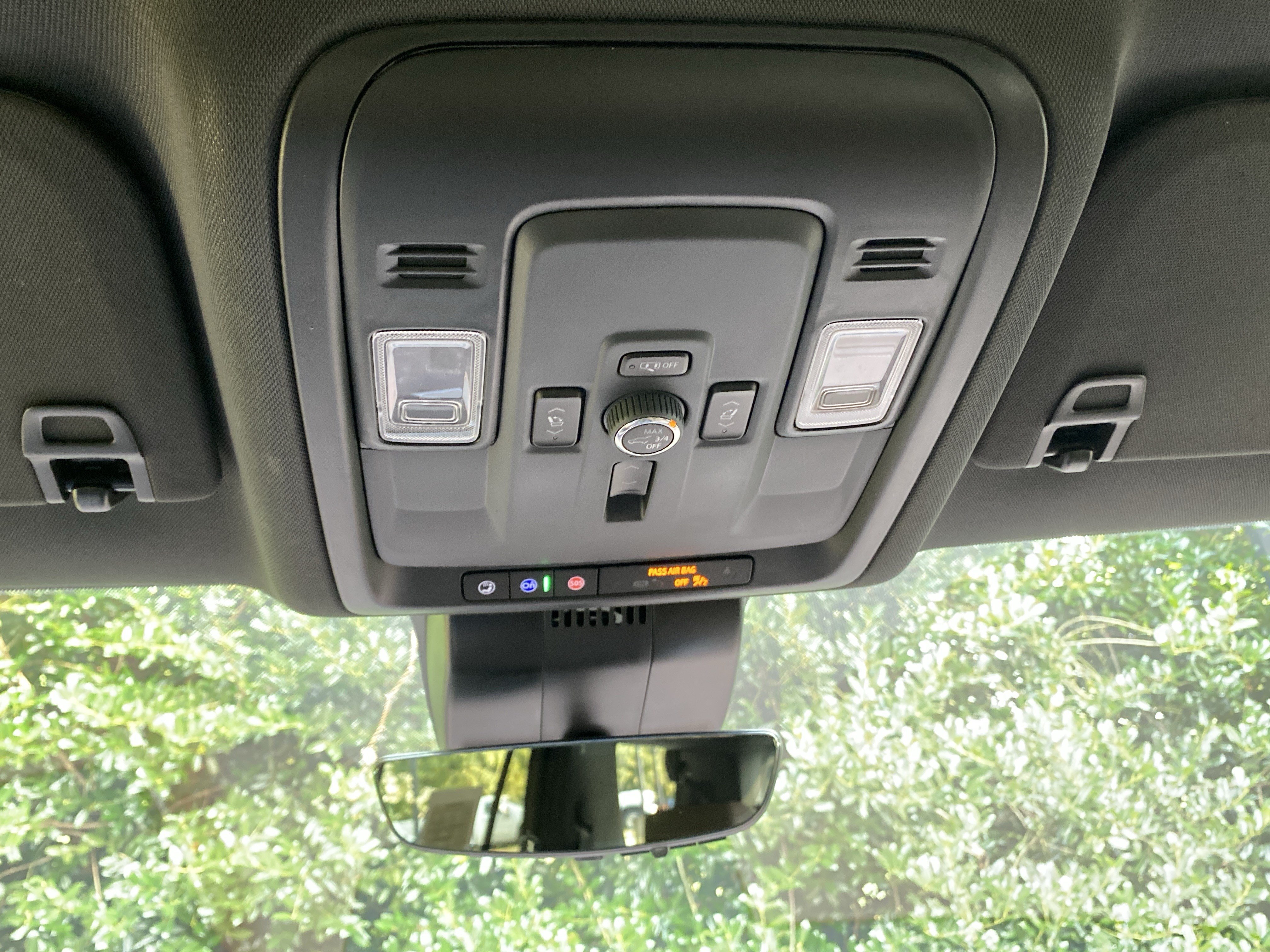 Used 2025 Chevrolet Tahoe High Country AWD/4WD image 34