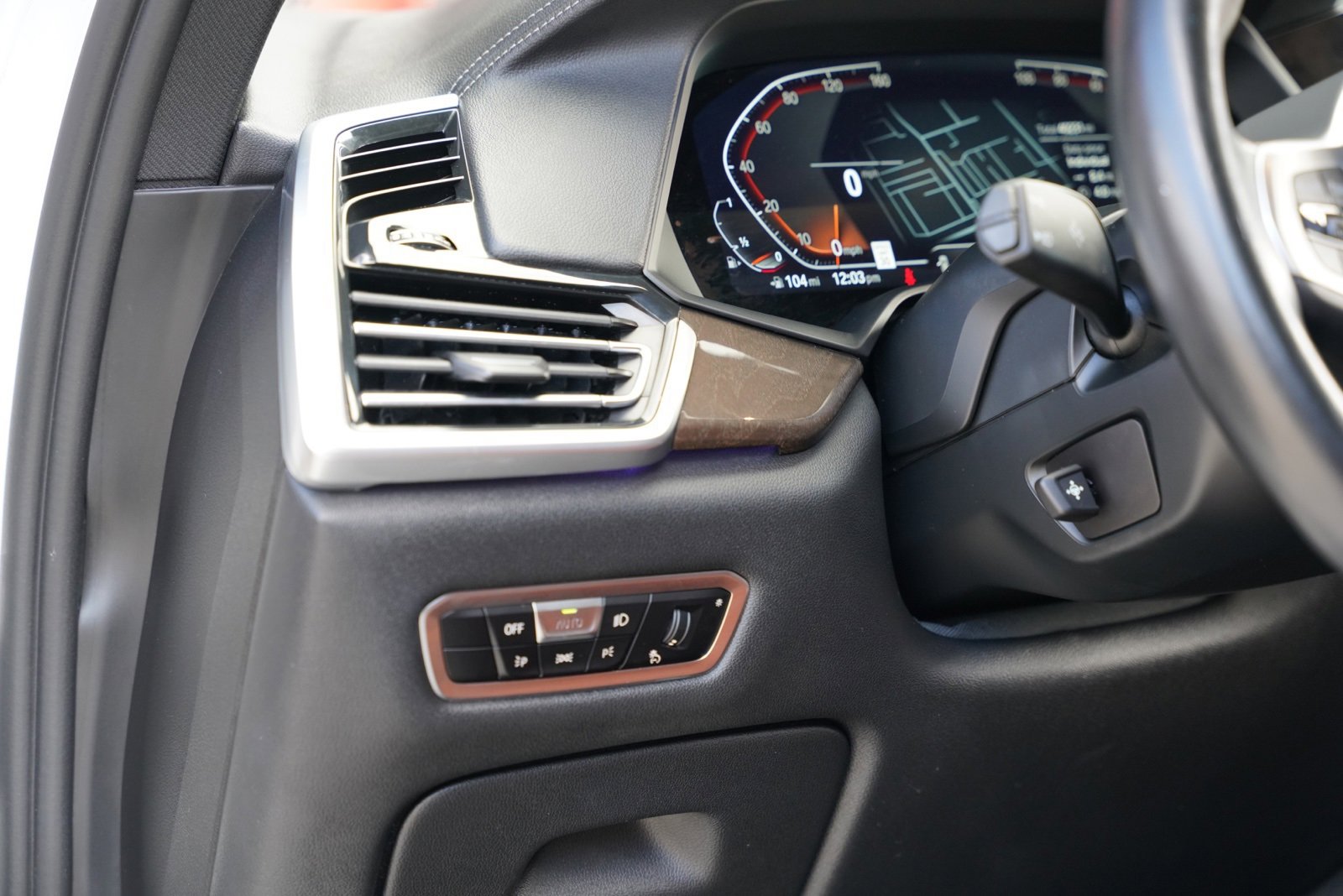 Used 2022 BMW X5 sDrive40i w/ M Sport Package image 28