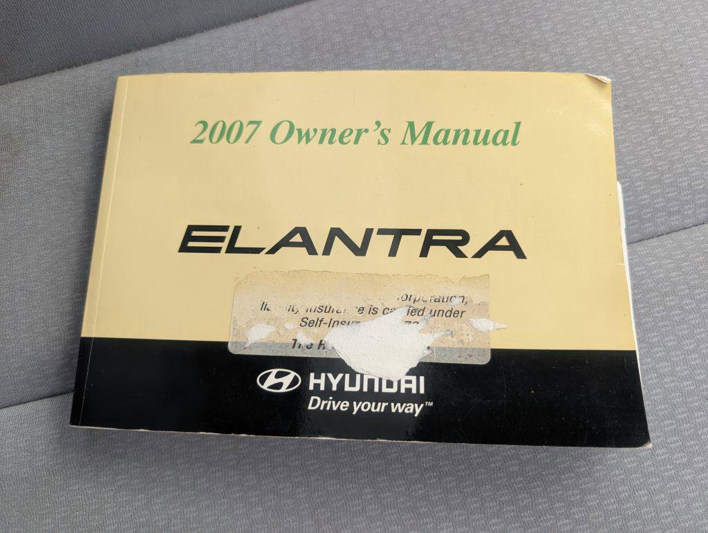 Used 2007 Hyundai Elantra Sedan FWD image 15
