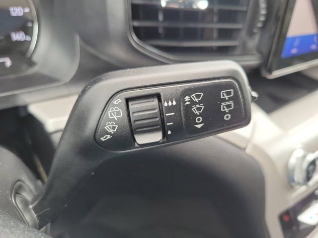 Certified 2023 Ford Explorer XLT RWD image 21