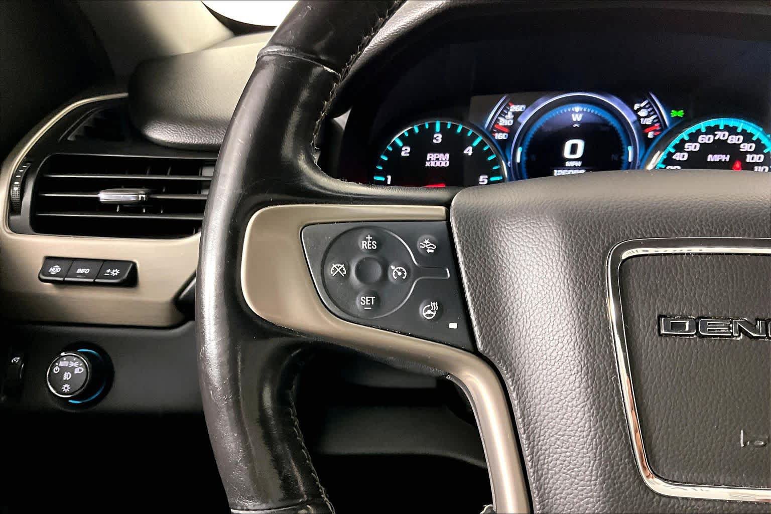 Used 2019 GMC Yukon Denali w/ Denali Ultimate Package RWD image 23