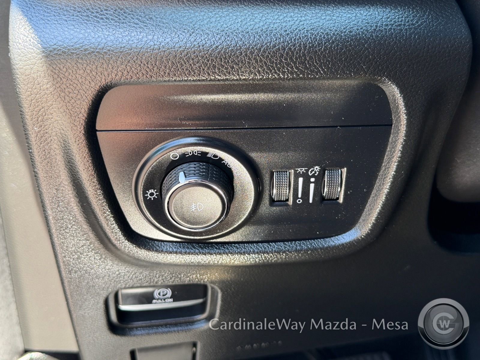 Used 2023 Jeep Grand Cherokee L Overland w/ Luxury Tech Group IV image 18