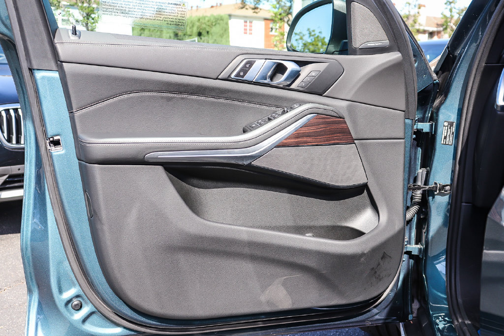Used 2026 BMW X5 sDrive40i w/ Premium Package RWD image 21
