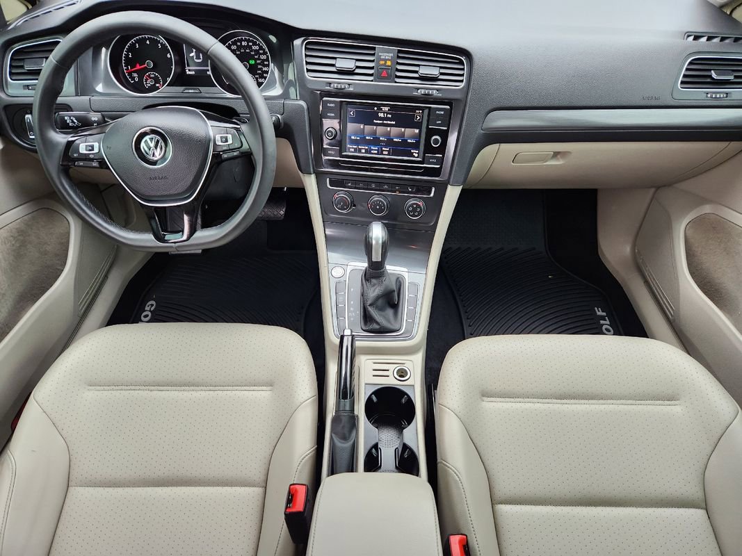 Used 2020 Volkswagen Golf 4-Door image 26