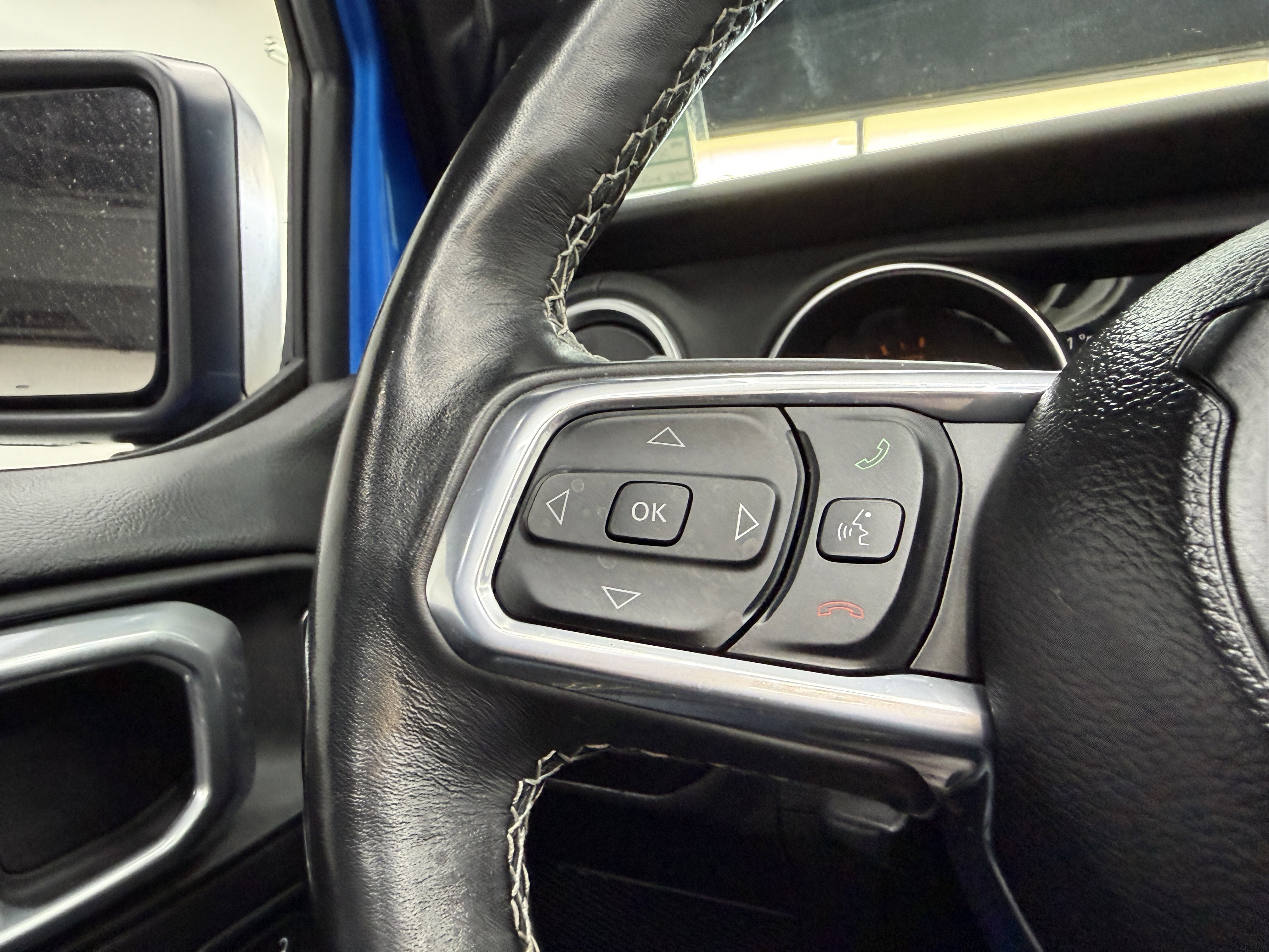 Used 2022 Jeep Wrangler Unlimited Sahara w/ Advanced Safety Group image 16