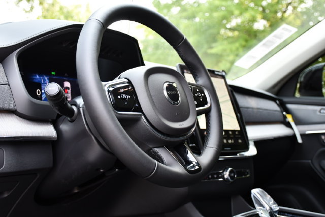 New 2026 Volvo XC90 B6 Ultra w/ Protection Package Premier AWD/4WD image 12