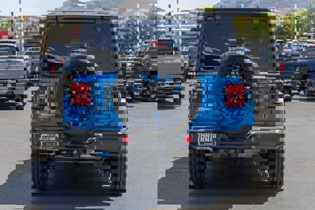 Used 2022 Jeep Wrangler Unlimited Sahara image 4