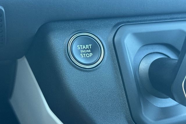 Certified 2025 Land Rover Defender 110 S AWD/4WD image 21