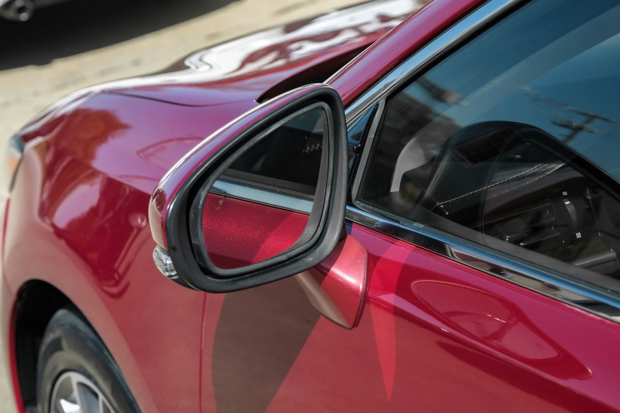 Used 2018 Lexus ES 300h w/ Luxury Package image 32