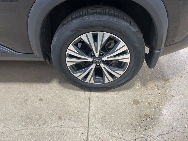 Certified 2023 Nissan Rogue SV w/ SV Premium B Package image 36