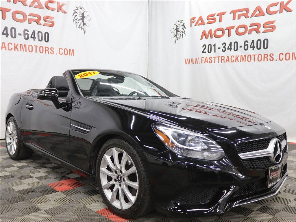 Used 2017 Mercedes-Benz SLC 300 image 9