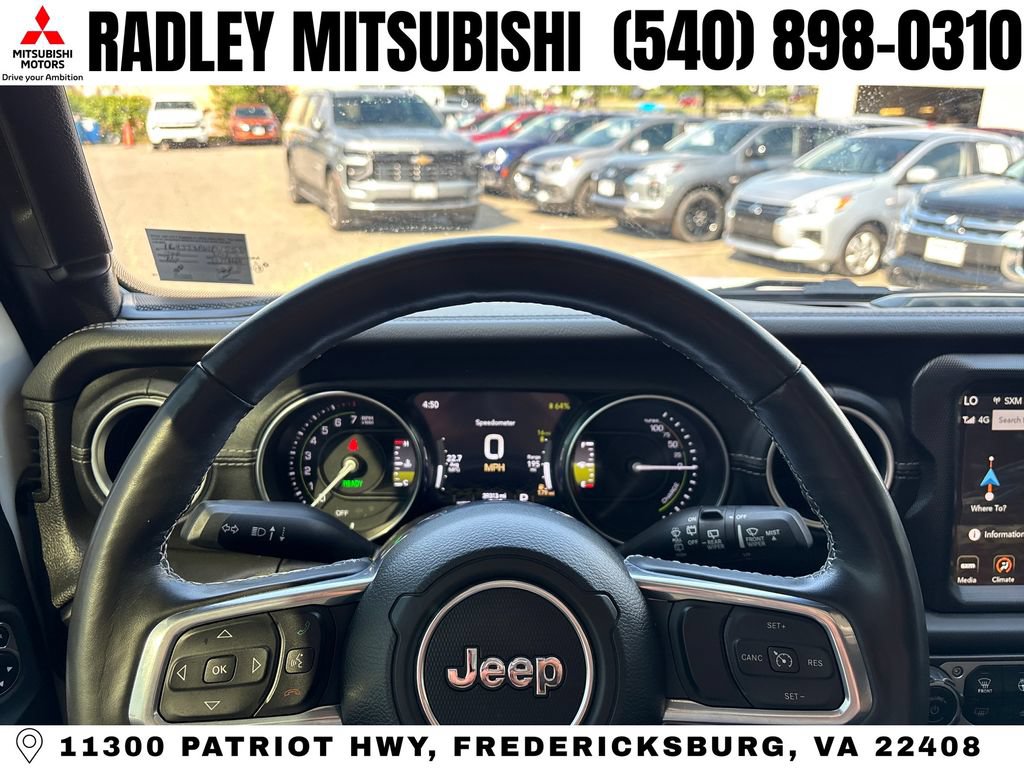 Used 2023 Jeep Wrangler Unlimited Sahara w/ Cold Weather Group AWD/4WD image 9