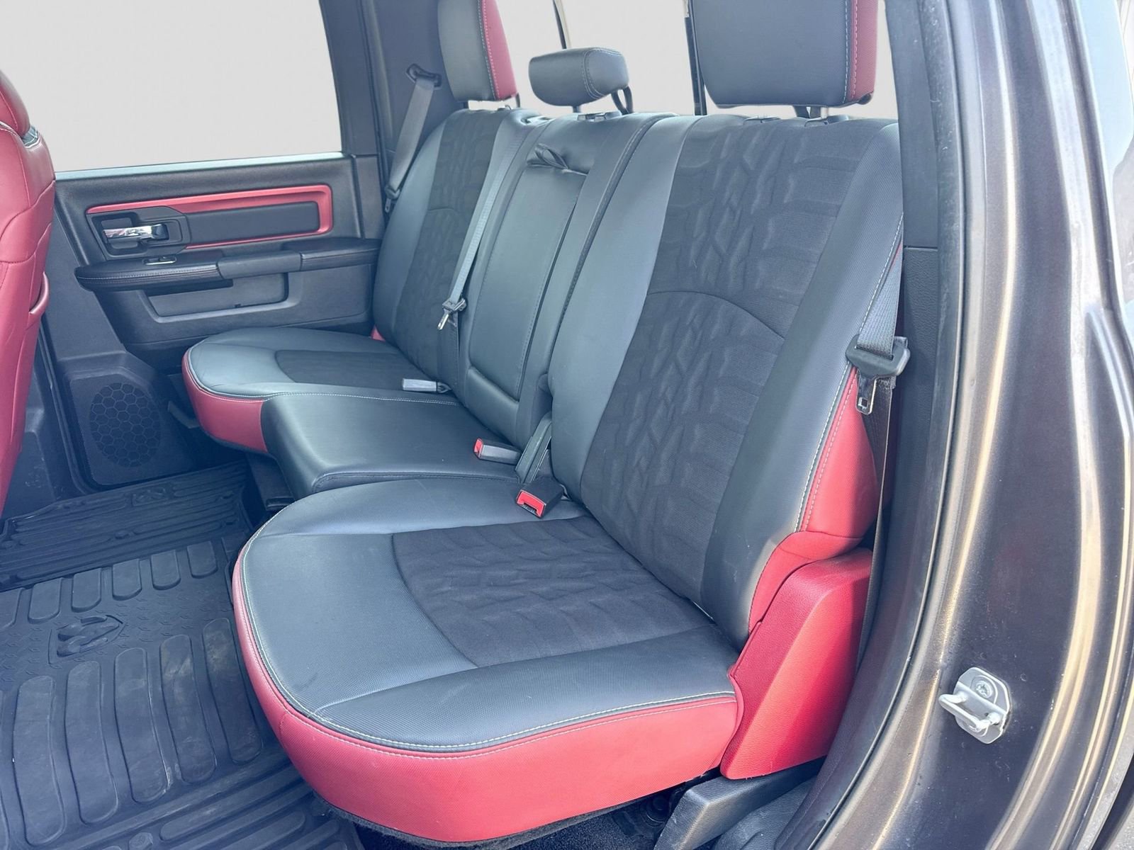 Used 2016 RAM 1500 Rebel w/ Luxury Group image 19