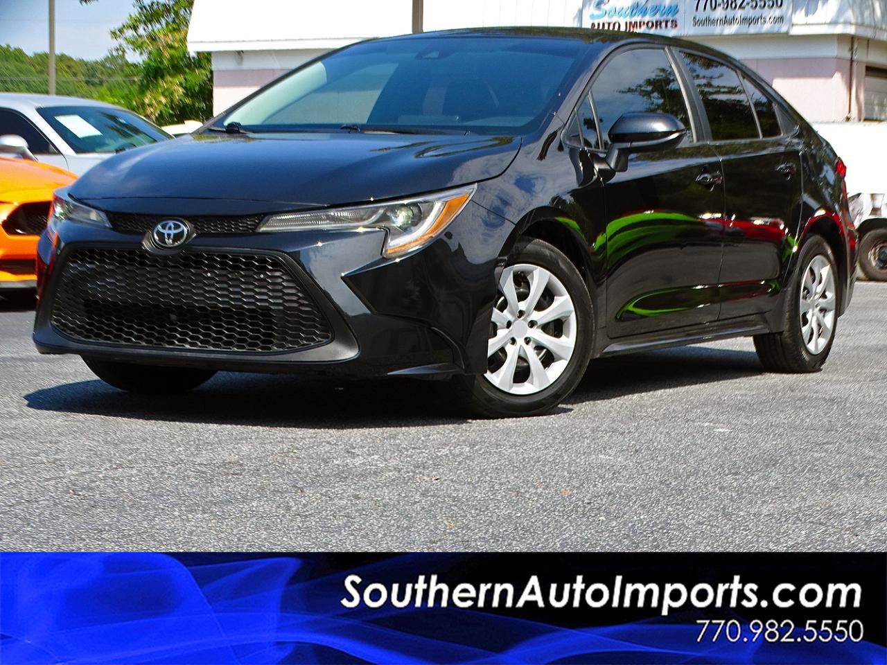 Used 2022 Toyota Corolla LE FWD image 1