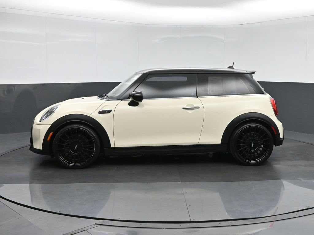 Used 2022 MINI Cooper S image 4