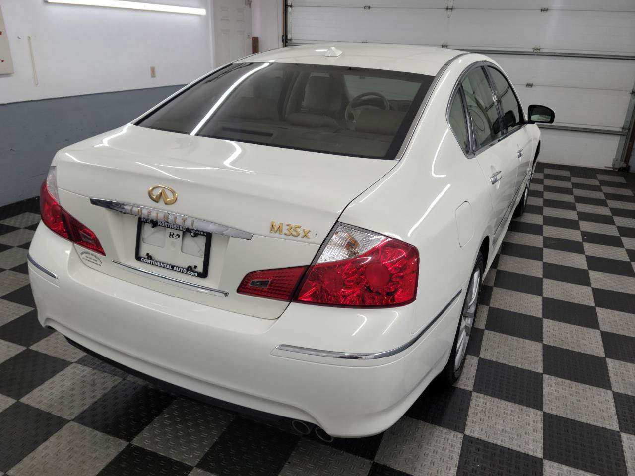 Used 2010 INFINITI M35 x w/ Technology Pkg AWD/4WD image 5