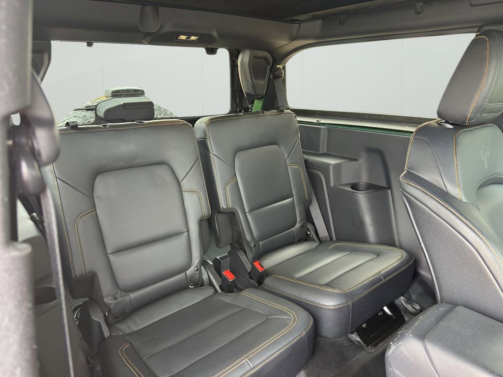 Used 2023 Ford Bronco Badlands image 31