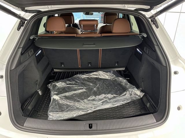 Certified 2023 Audi Q5 2.0T Premium w/ Convenience Package AWD/4WD image 10