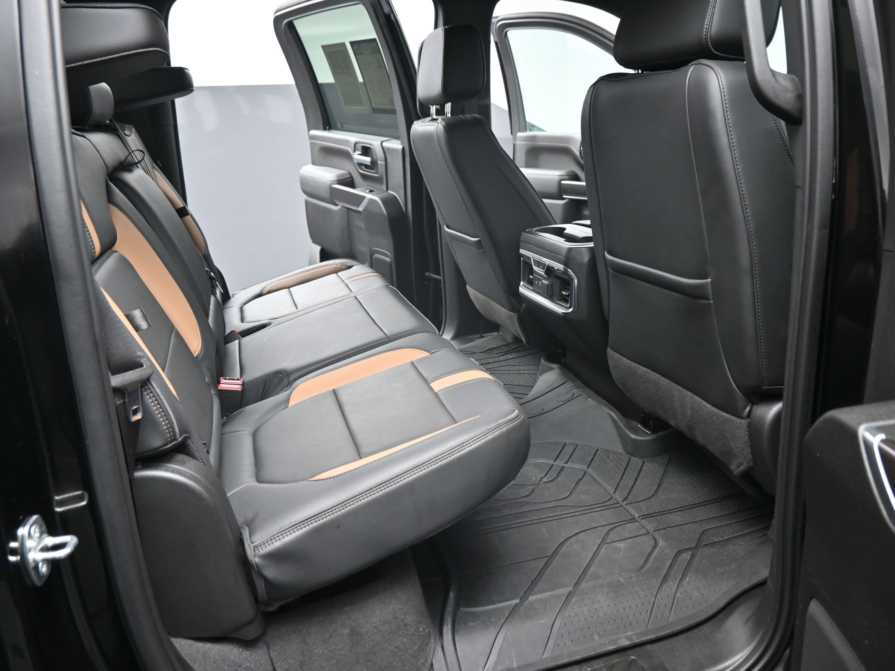 Certified 2023 Chevrolet Silverado 2500 LTZ w/ Carhartt Edition image 19