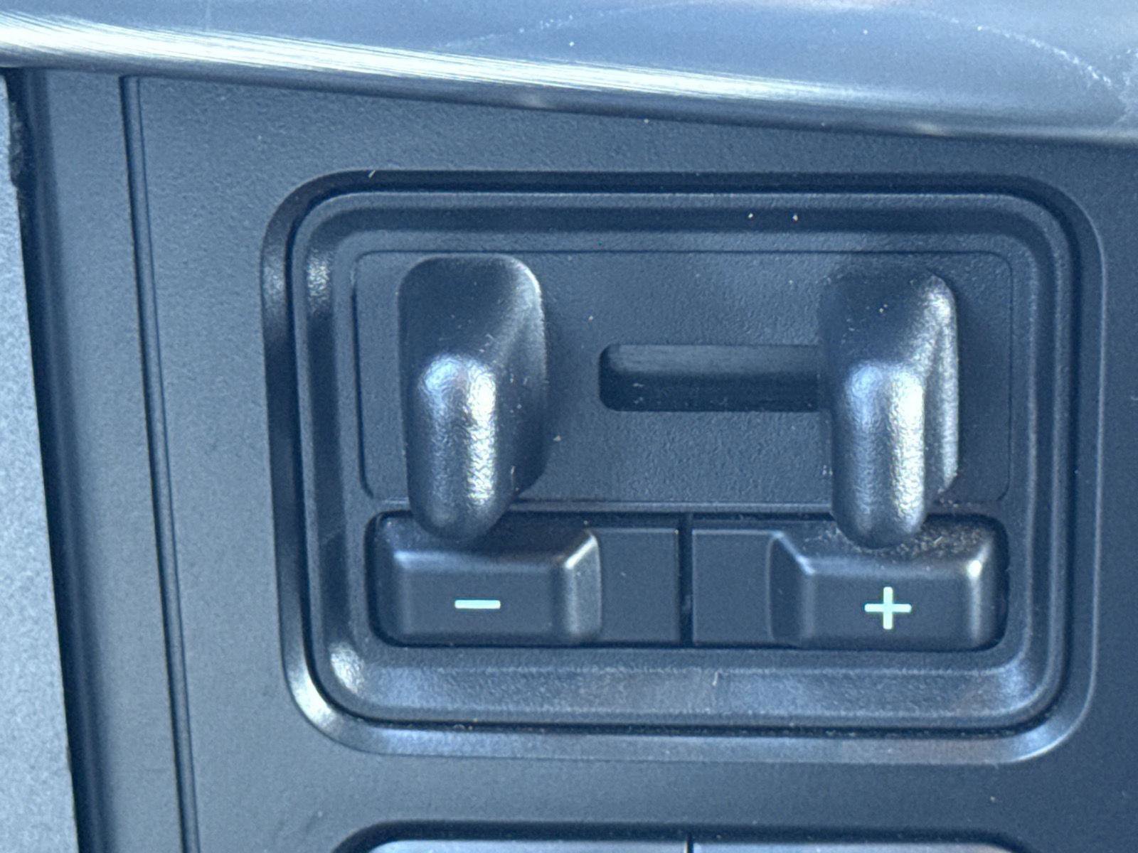 Used 2021 Ford F150 Lariat w/ Equipment Group 502A High image 24