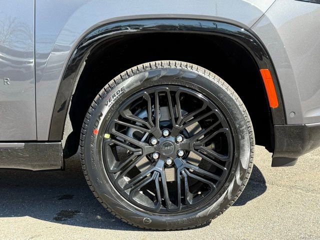 New 2026 Jeep Grand Wagoneer Limited AWD/4WD image 17