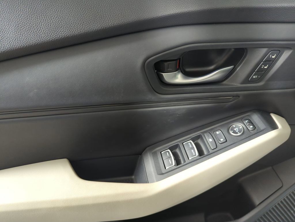 Certified 2024 Honda Accord EX-L image 10