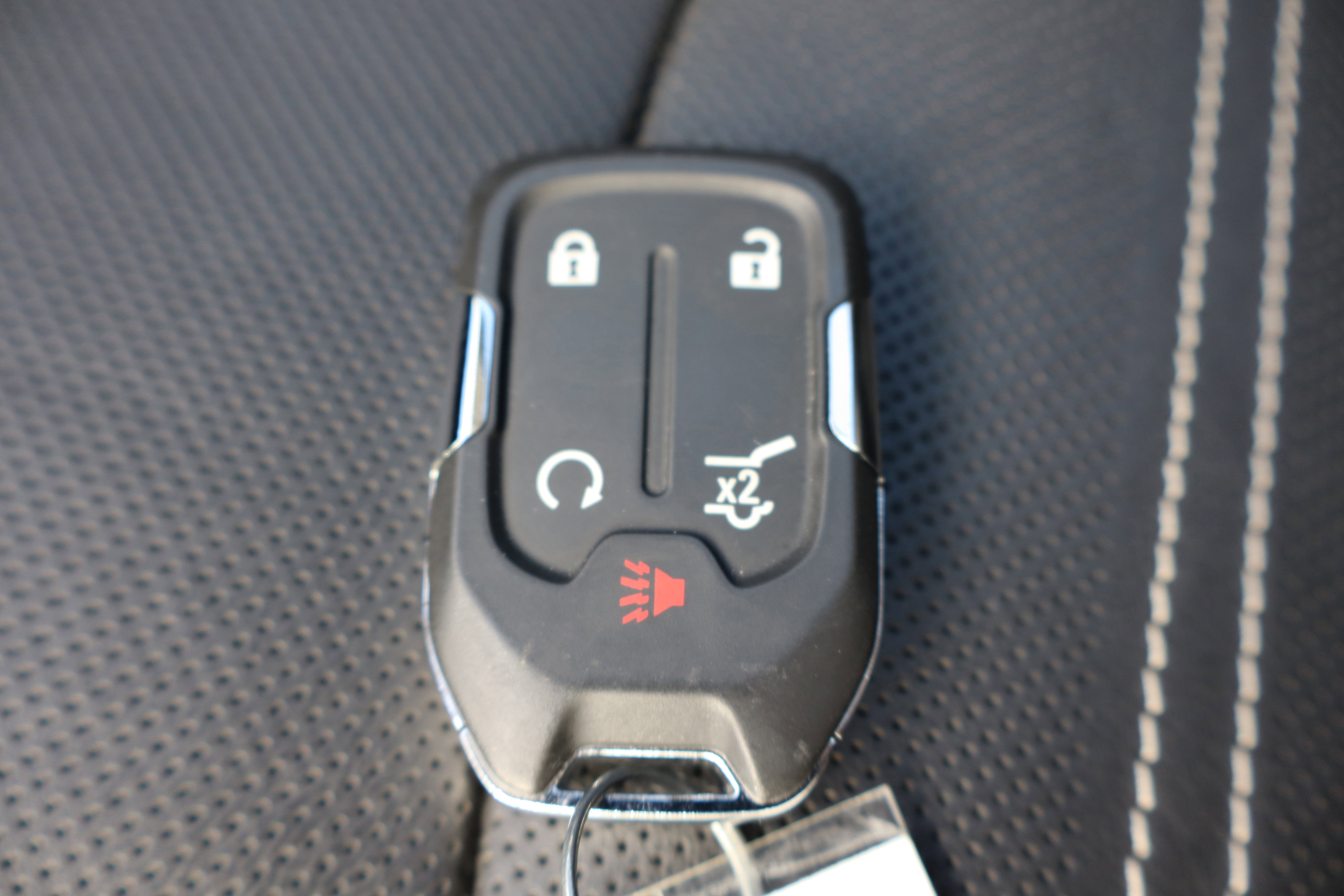 Used 2023 GMC Terrain Denali w/ Denali Premium Package image 33