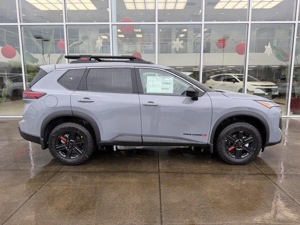 Used 2026 Nissan Rogue SV AWD/4WD image 8