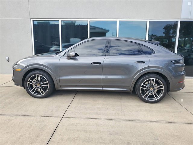 Certified 2023 Porsche Cayenne Turbo image 2