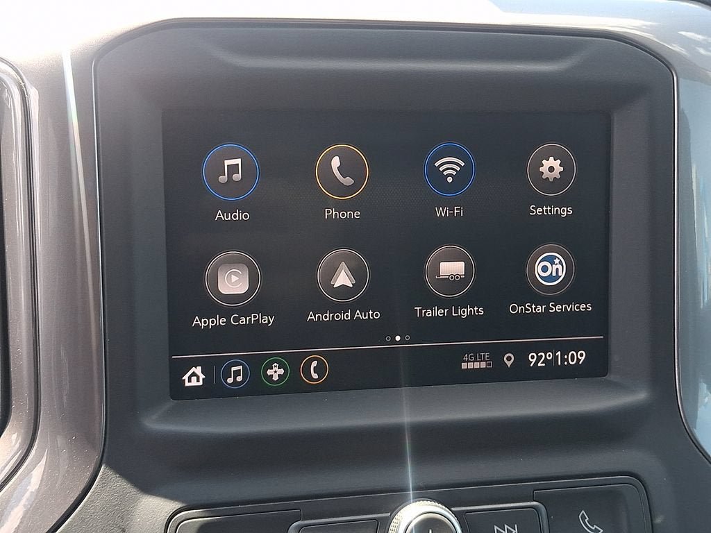 Used 2020 Chevrolet Silverado 1500 Custom w/ Custom Value Package RWD image 17
