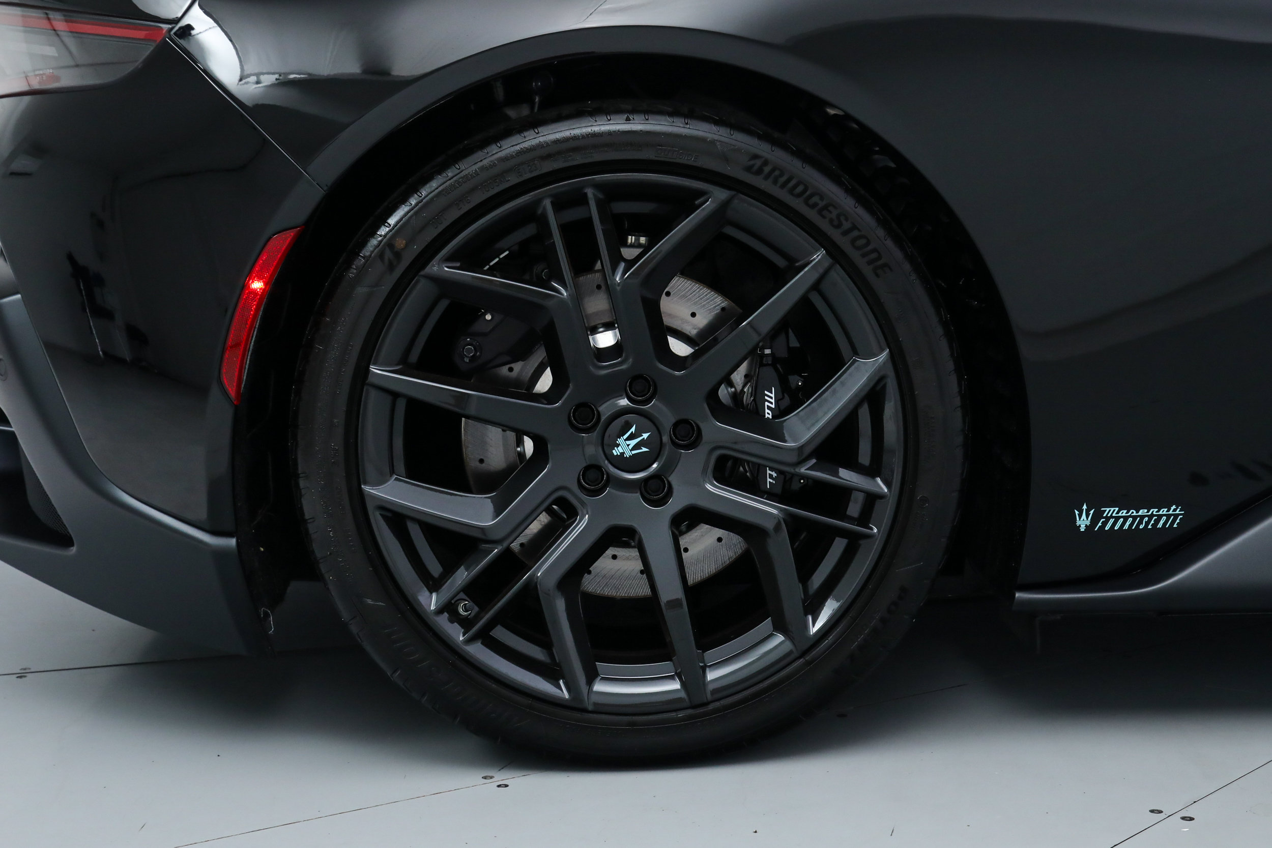 Used 2025 Maserati MC20 Coupe RWD image 60