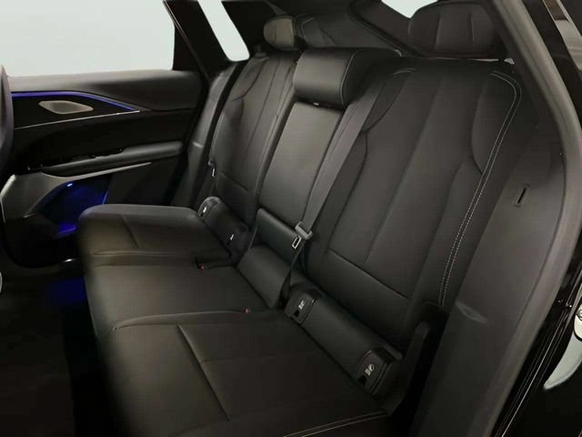 Used 2024 Cadillac Lyriq Luxury RWD image 50