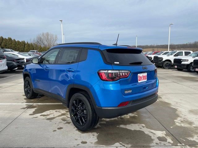 New 2026 Jeep Compass Latitude AWD/4WD image 3