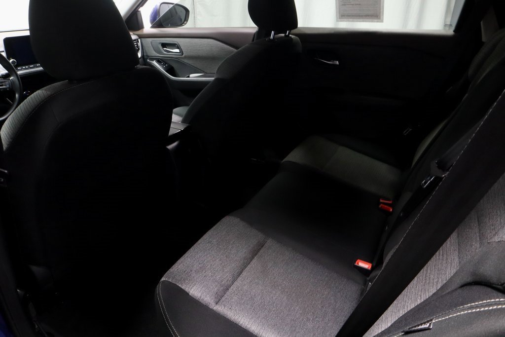 Certified 2022 Nissan Rogue SV image 21