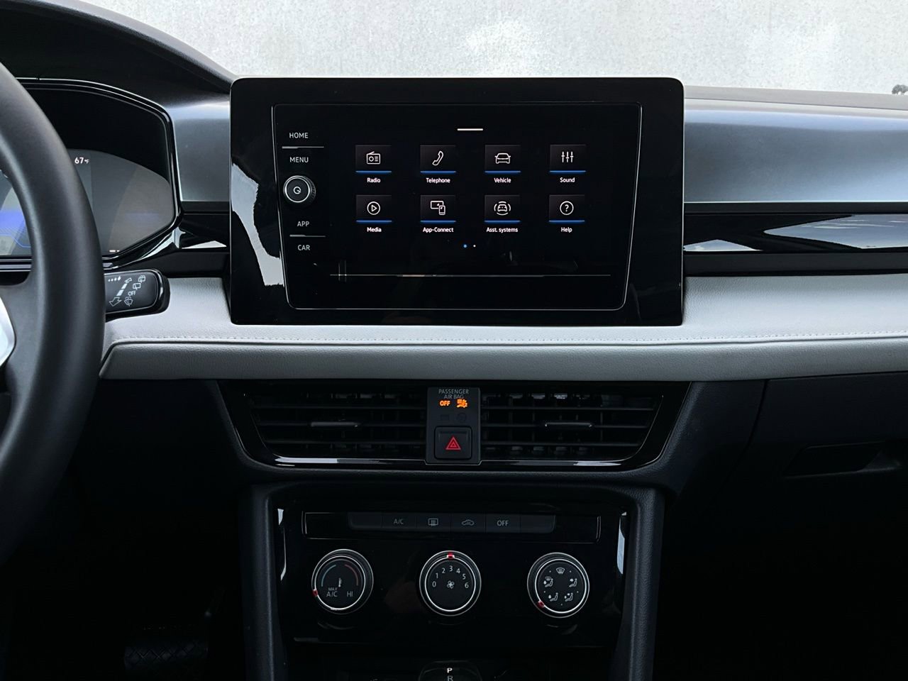 Used 2025 Volkswagen Taos S image 24