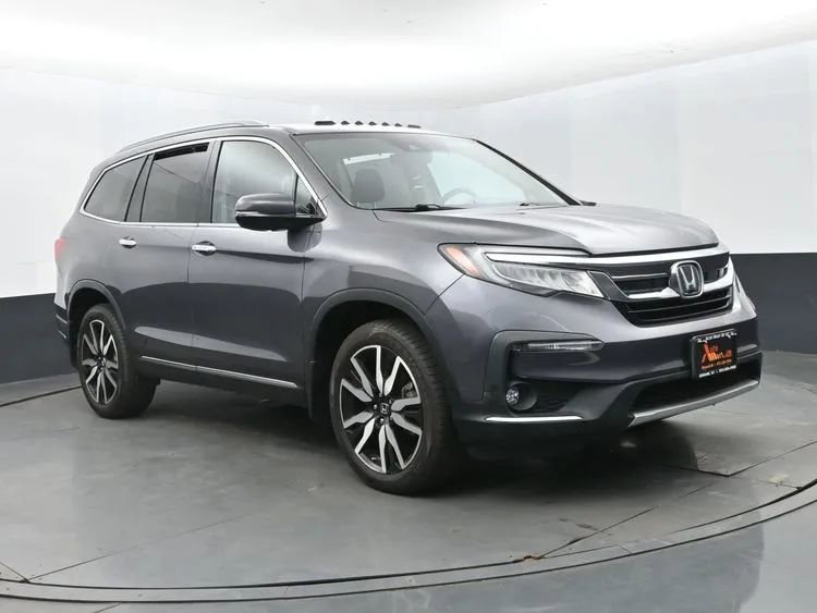 Used 2022 Honda Pilot Touring image 2