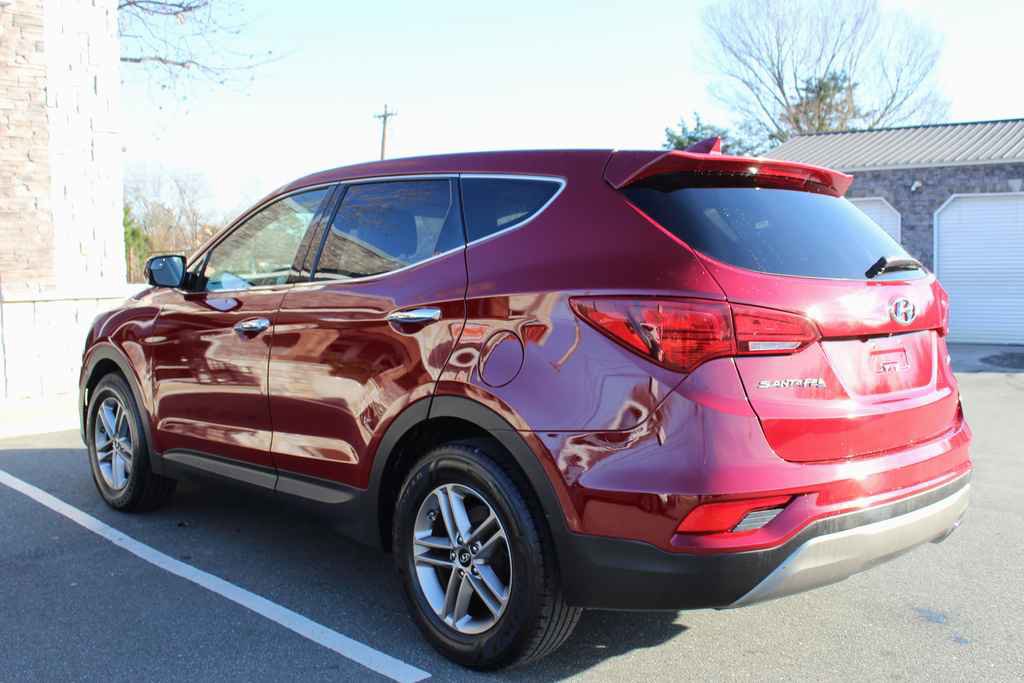 Used 2017 Hyundai Santa Fe Sport FWD image 9