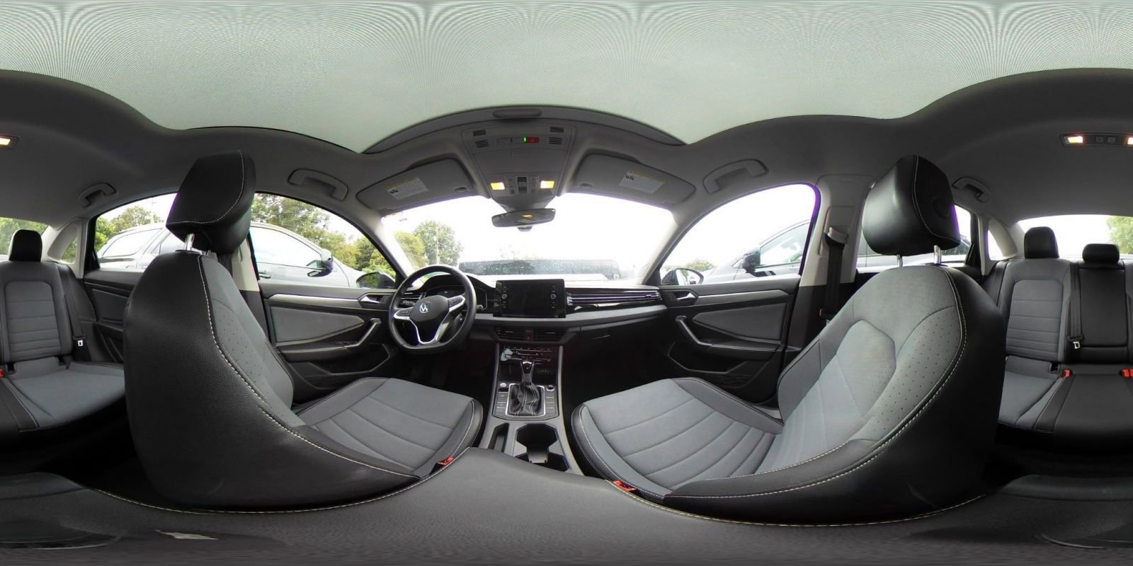 Used 2025 Volkswagen Jetta SE image 41