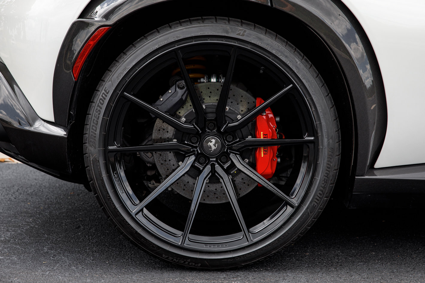 Used 2025 Ferrari Purosangue AWD/4WD image 18