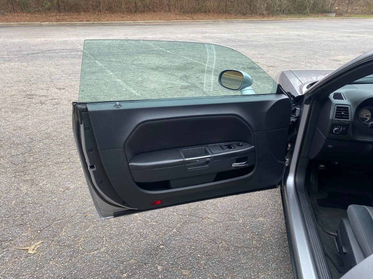 Used 2013 Dodge Challenger SXT RWD image 14