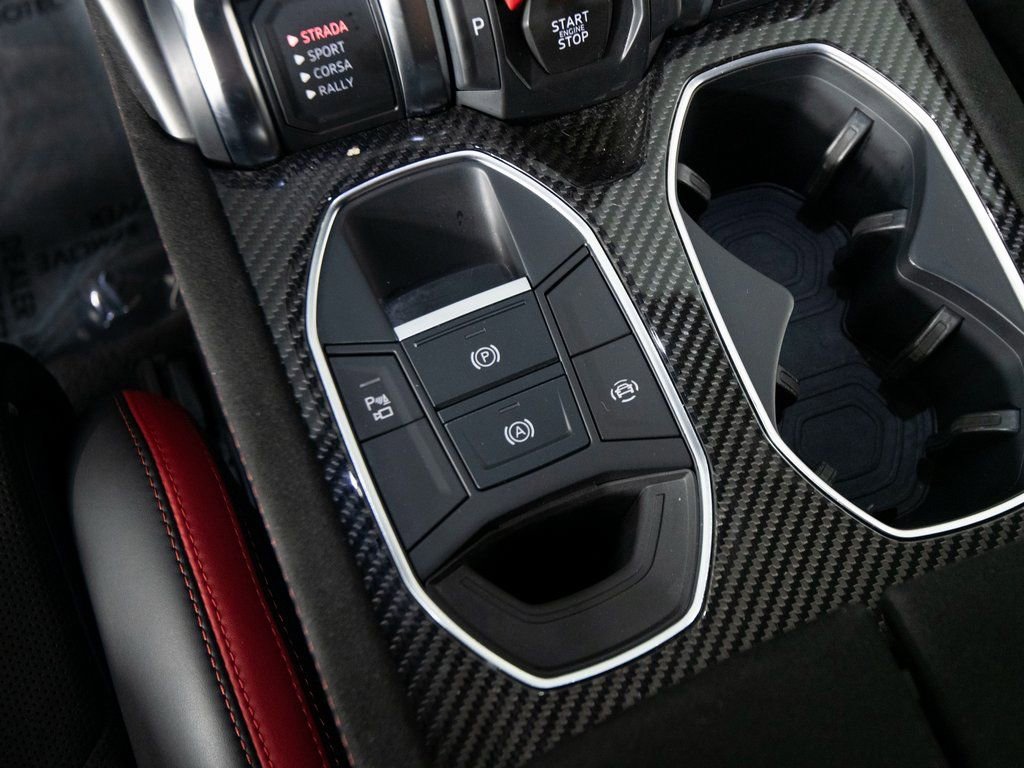 Used 2023 Lamborghini Urus Performante image 25