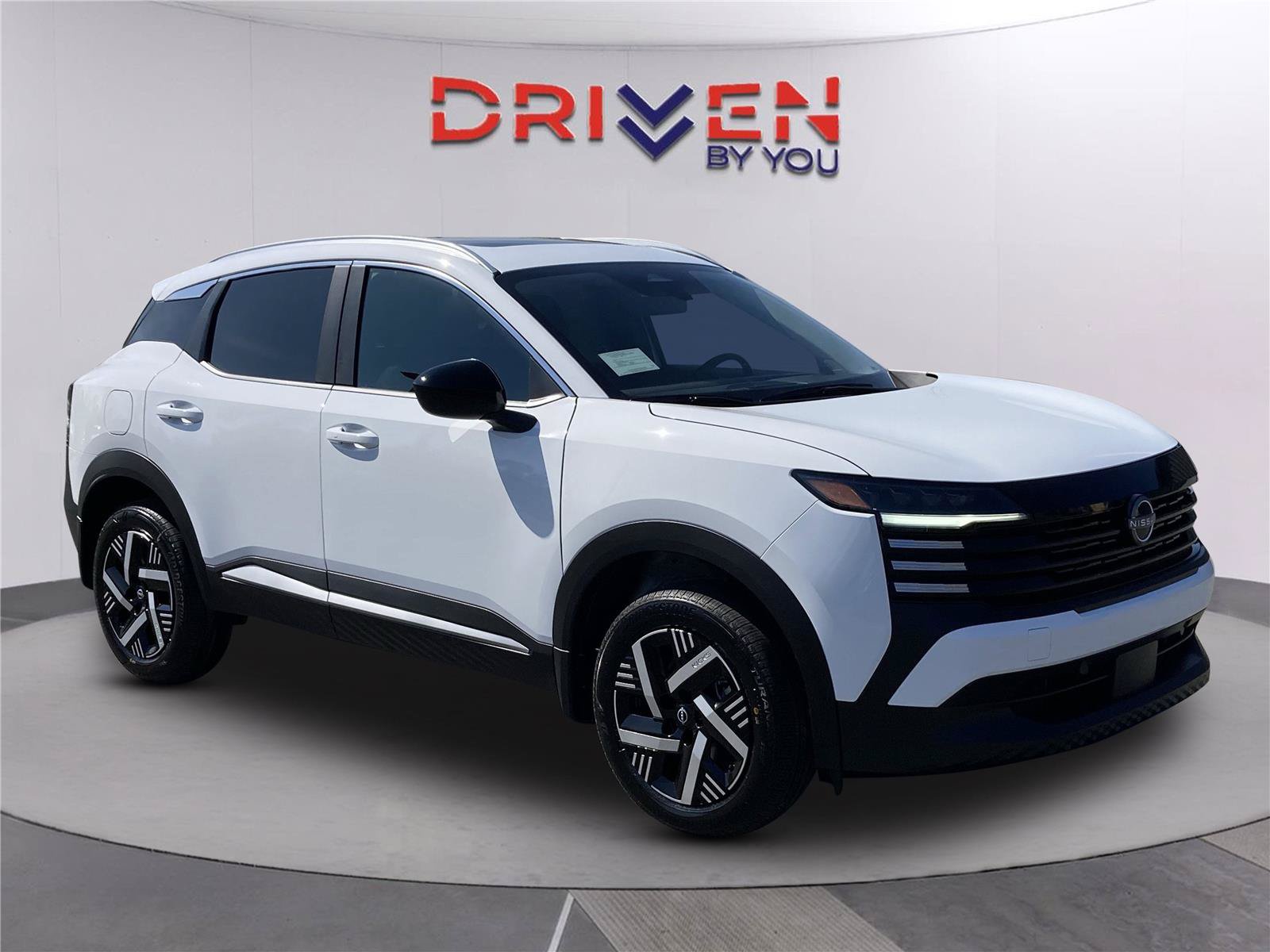 New 2026 Nissan Kicks SV w/ SV Premium Package FWD image 2