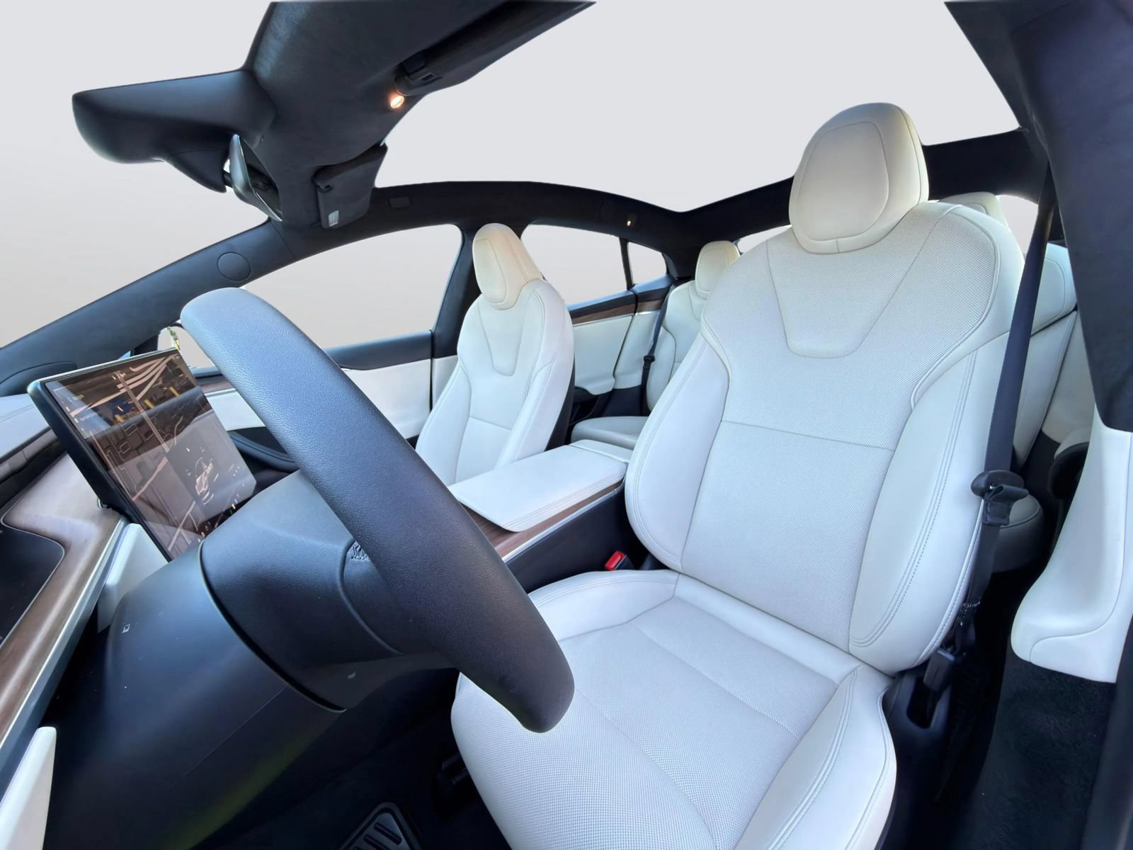 Used 2025 Tesla Model S AWD/4WD image 2